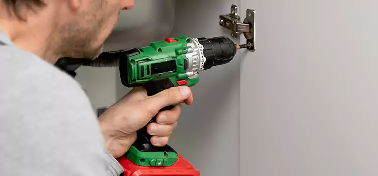 Commercial Door Hinge Repair Magna